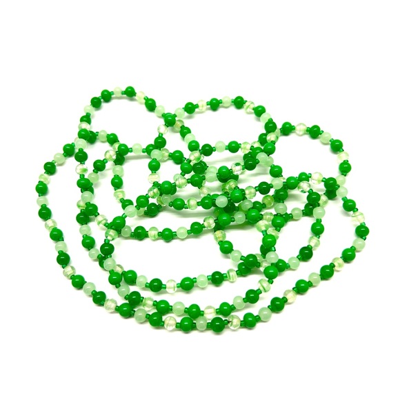 Green and Clear Beaded Necklace 52 inches - Picture 3 of 5